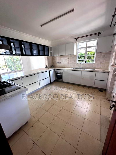 4bdrm Maisonette in Ruiru for sale - Image 8