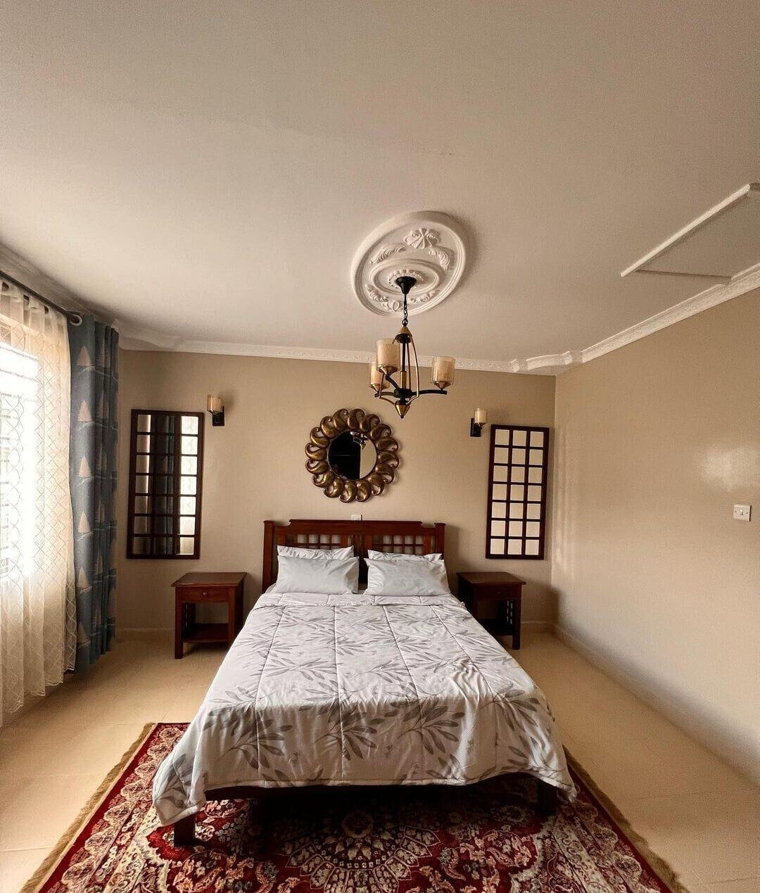 5-Bedroom Townhouse Near Gateway Mall & JKIA - Syokimau