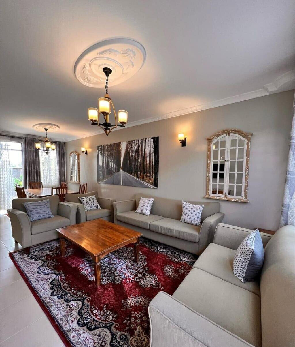 5-Bedroom Townhouse Near Gateway Mall & JKIA - Syokimau