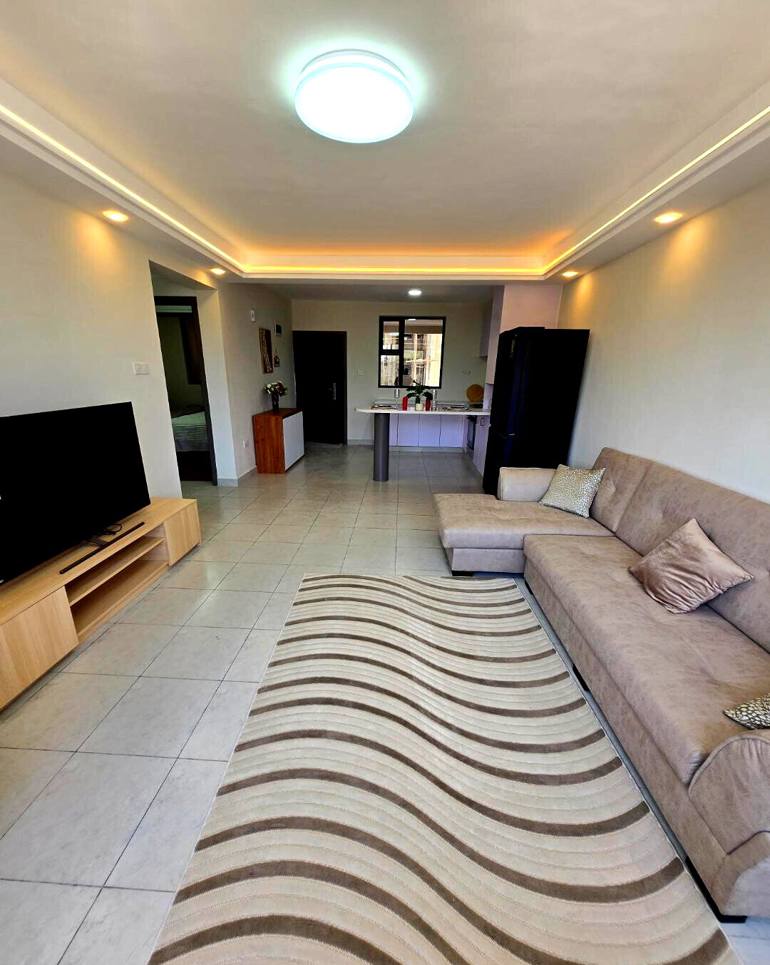 2BR Apartment with Mall & Pool Access - Kitengela's Gated Gem