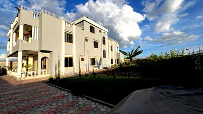 6bdrm Townhouse / Terrace in Quarry Road, Viraj Area for rent - Image 5