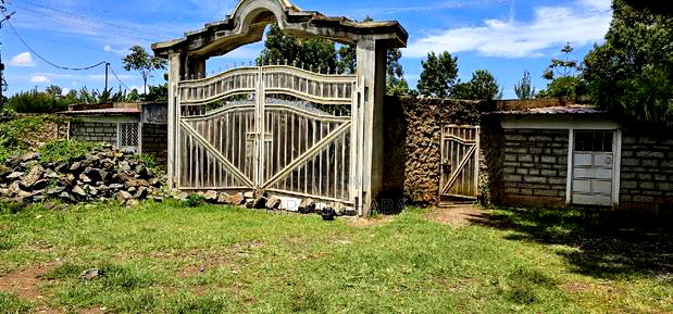 20bdrm Apartment in Elgonview for sale