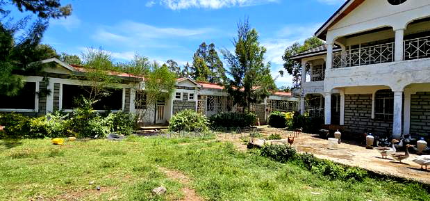 20bdrm Apartment in Elgonview for sale