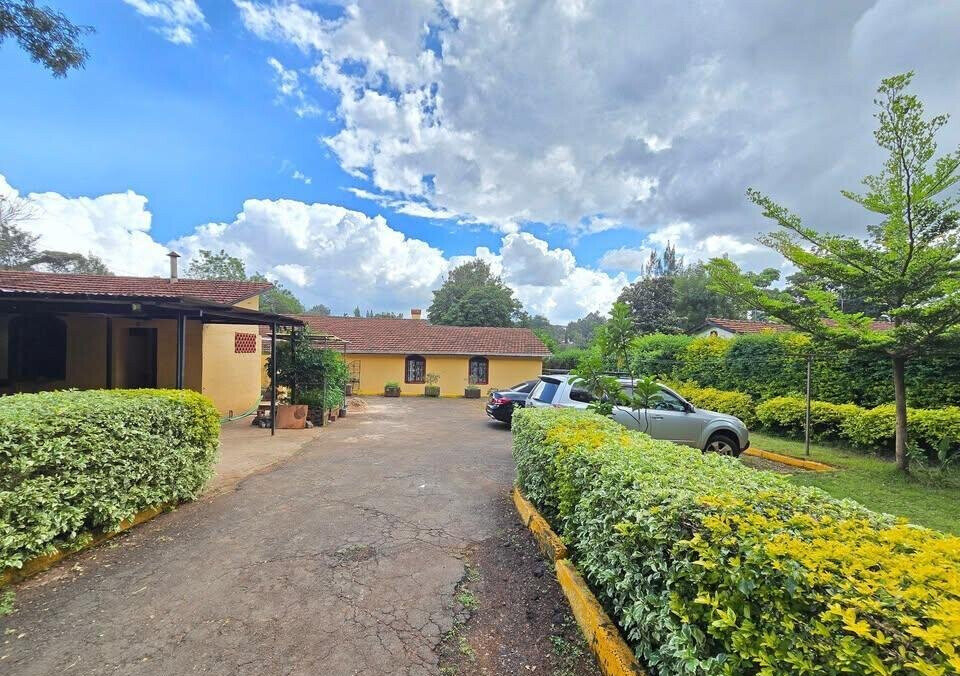 1-Acre 4BR Bungalow at KSh 280K