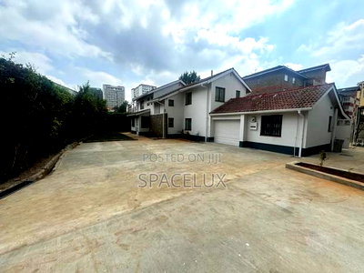 A Good Office Set Up - Image 5