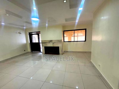 A Good Office Set Up - Image 2