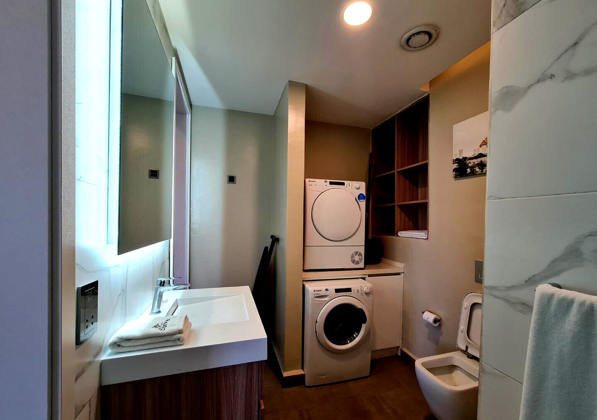 Fully Furnished 1BR with City & Park Views - Mombasa Rd