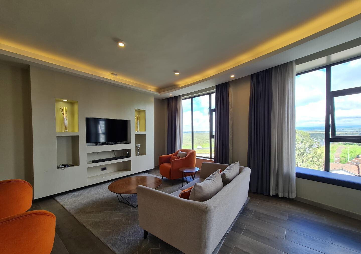 Fully Furnished 1BR with City & Park Views - Mombasa Rd