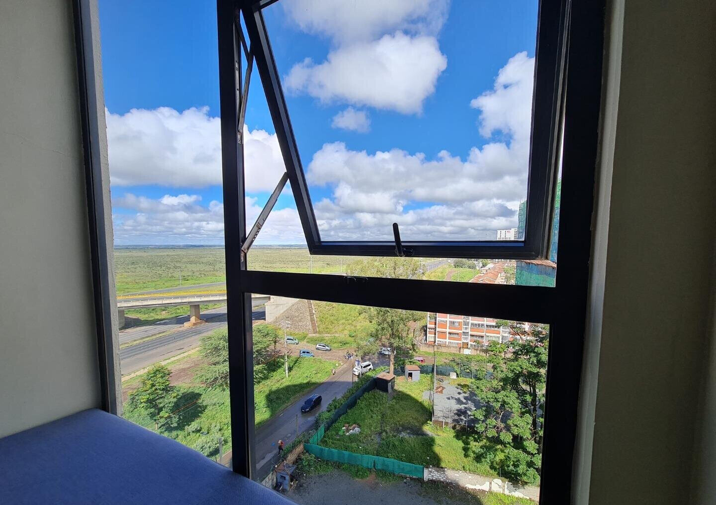 Fully Furnished 1BR with City & Park Views - Mombasa Rd