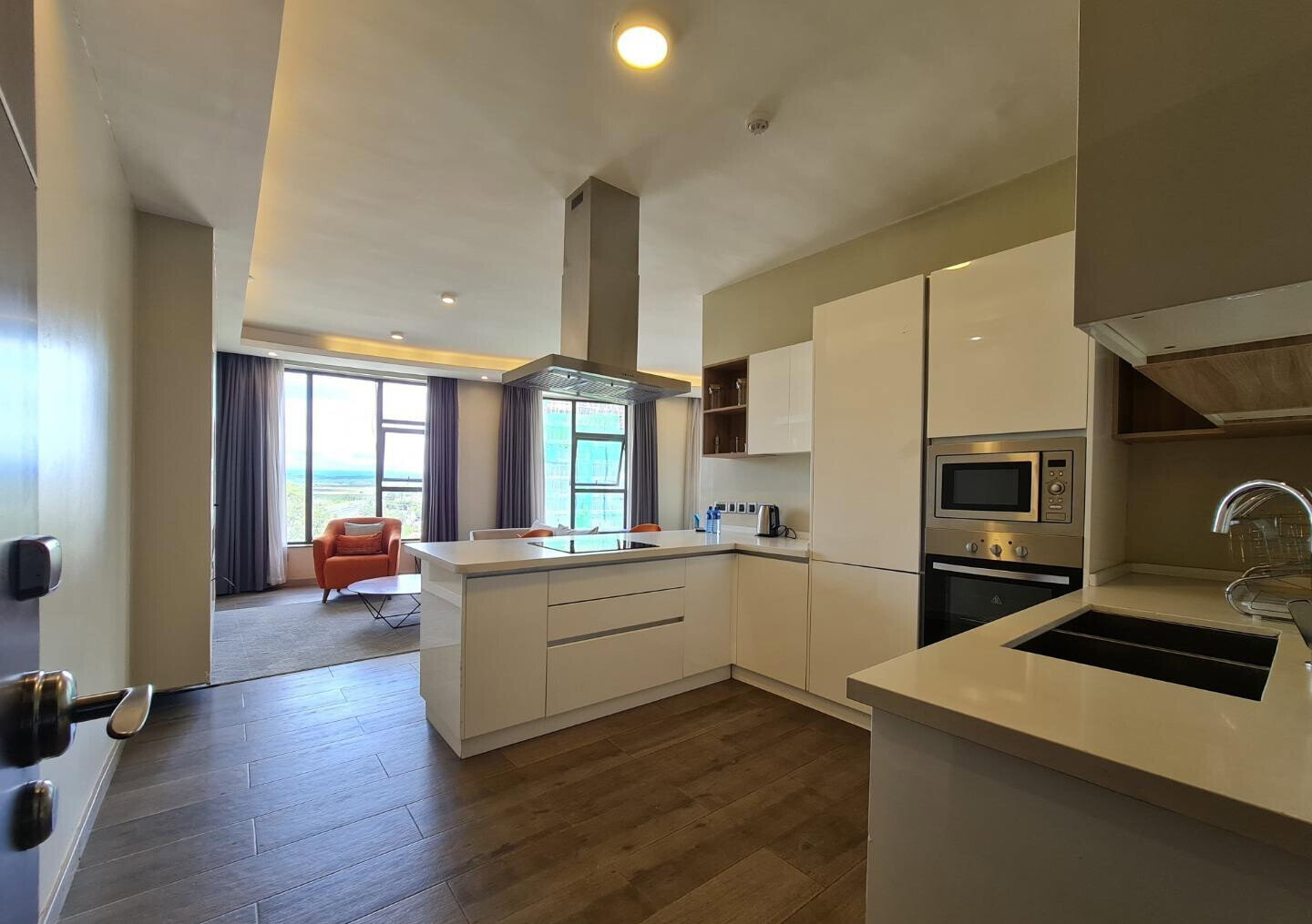 Fully Furnished 1BR with City & Park Views - Mombasa Rd