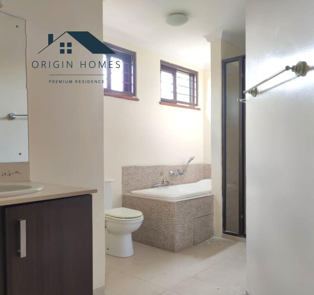 5-Ensuite Townhouse with DSQ & Backup Generator - Lavington