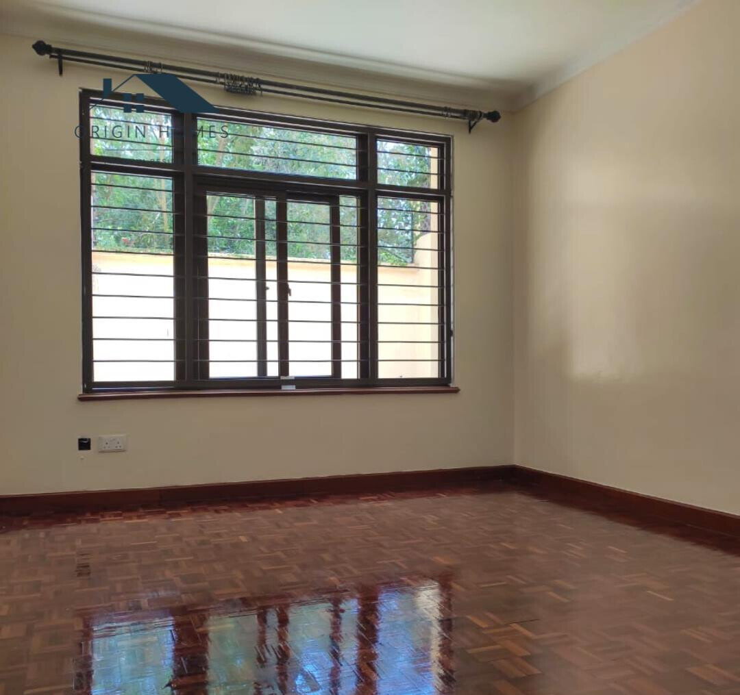 5-Ensuite Townhouse with DSQ & Backup Generator - Lavington