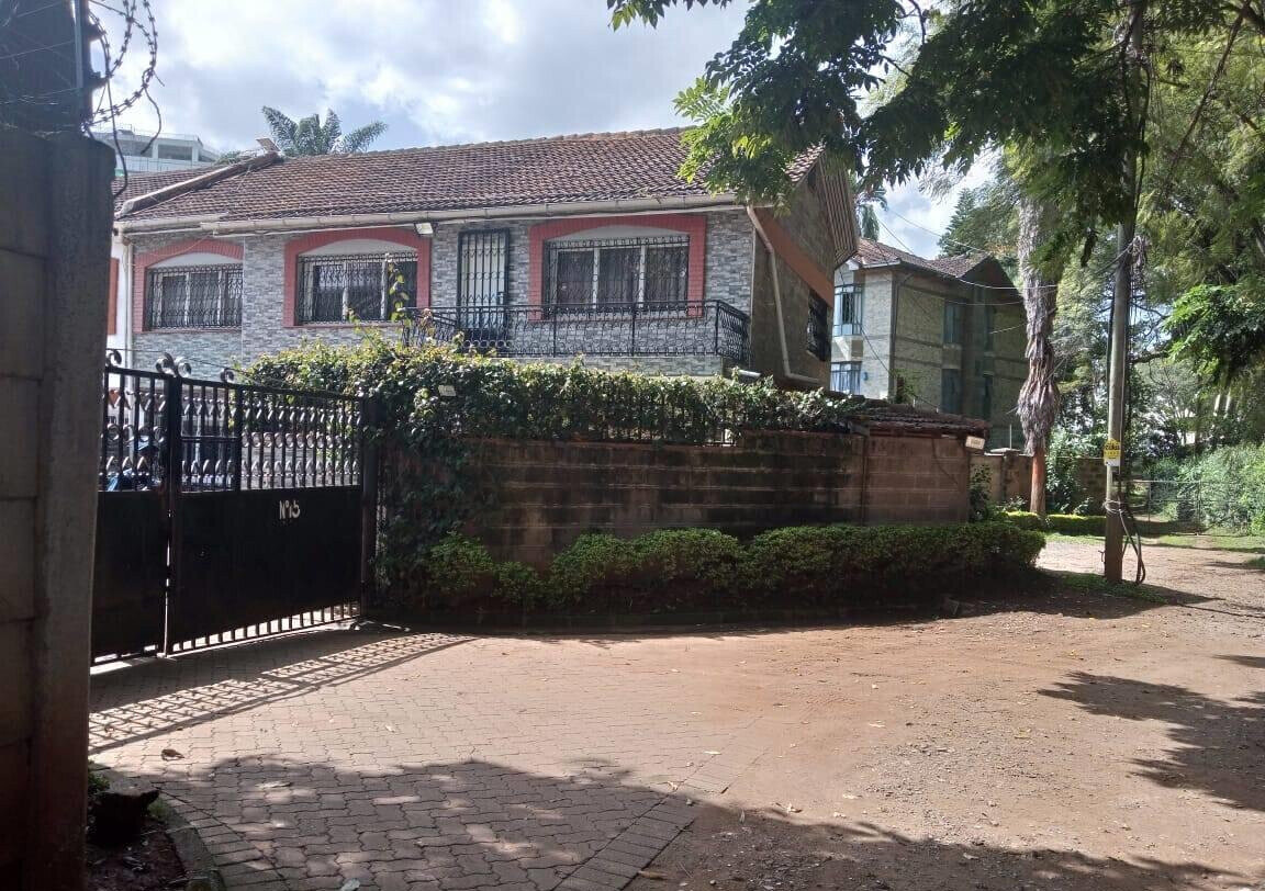 6-Bed Maisonette Walking Distance to Sarit Centre - Westlands