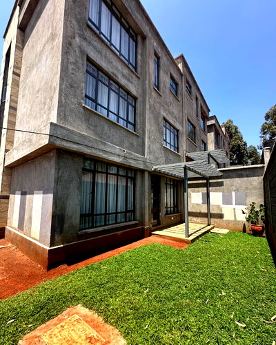 3BR All-Ensuite Townhouse with Bathtub & Walk-in Closet - Kikuyu