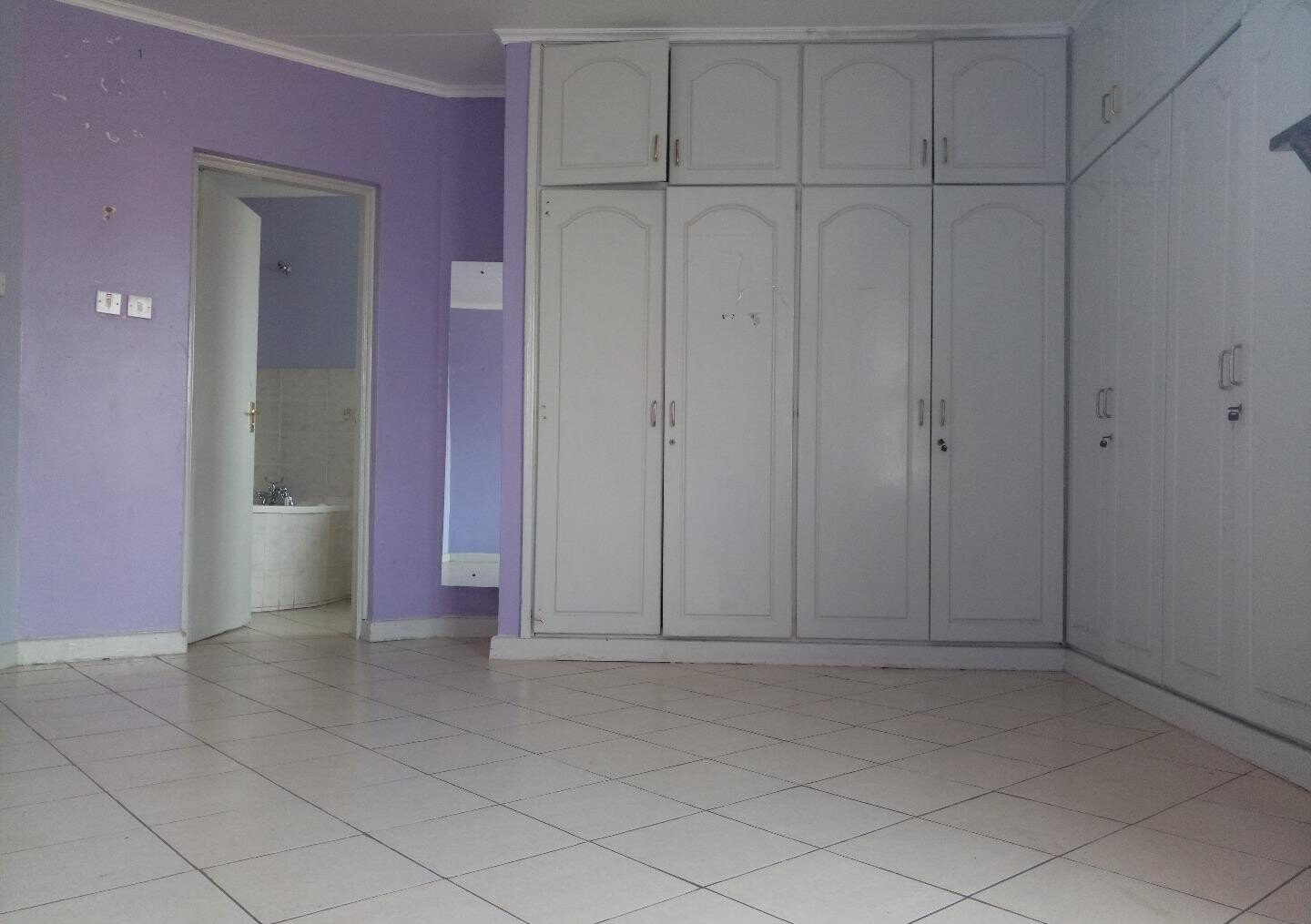 4BR Townhouse with Private Gate & Manicured Gardens - South C