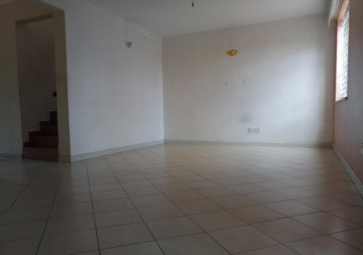 4BR Townhouse with Private Gate & Manicured Gardens - South C