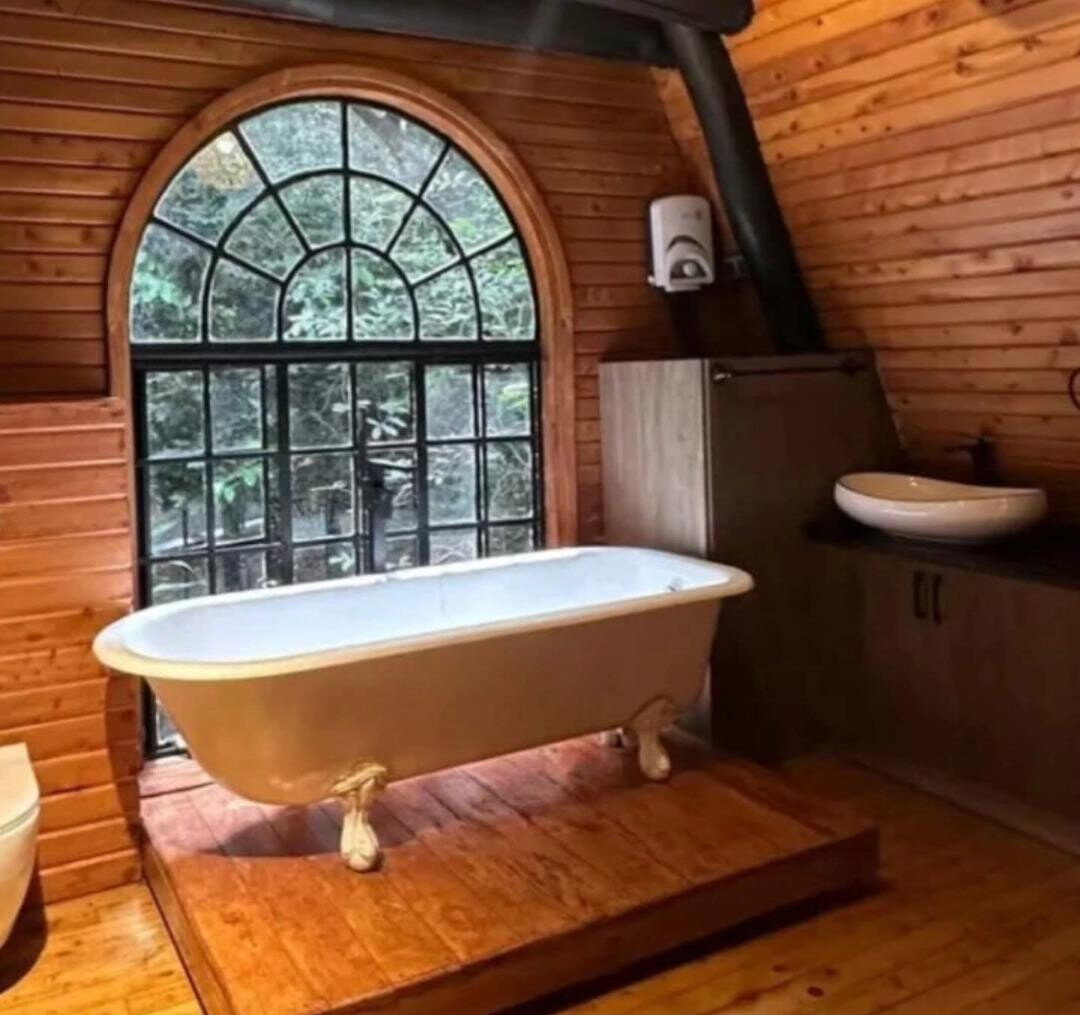 3BR Forest Home with Garden