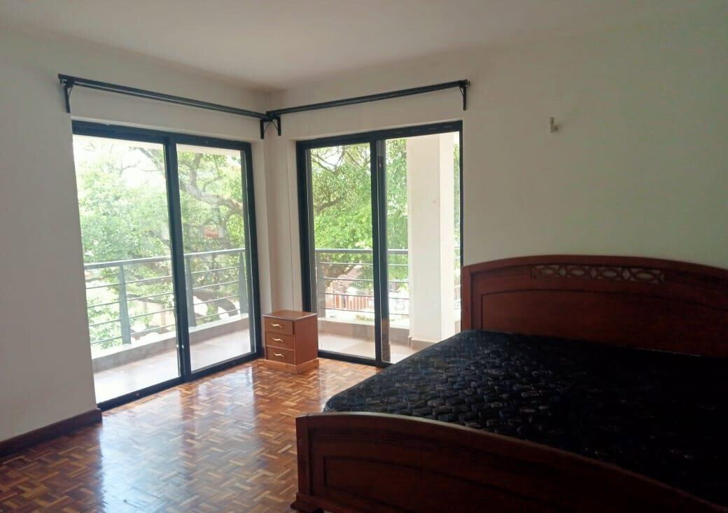 4BR Townhouse with DSQ & Rooftop Kitchenette - Rimpa, Rongai