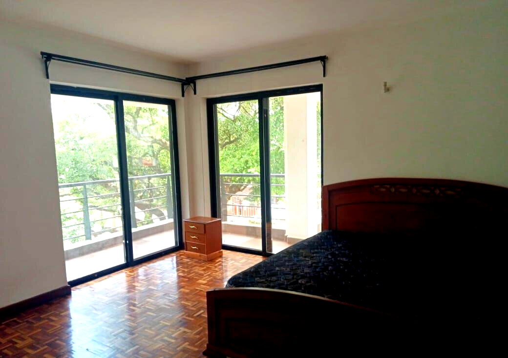 4BR Townhouse with DSQ & Rooftop Kitchenette - Rimpa, Rongai