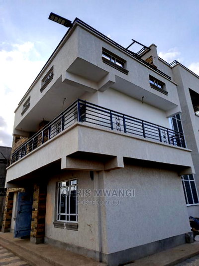 5bdrm Maisonette in Emarlands Plains, Kamakis for sale - Image 4