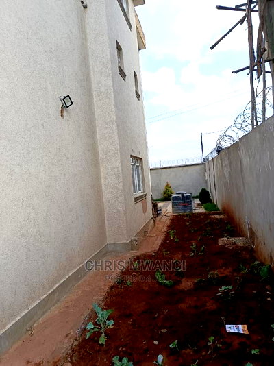 5bdrm Maisonette in Emarlands Plains, Kamakis for sale - Image 9