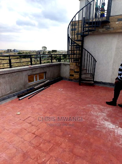 5bdrm Maisonette in Emarlands Plains, Kamakis for sale - Image 11