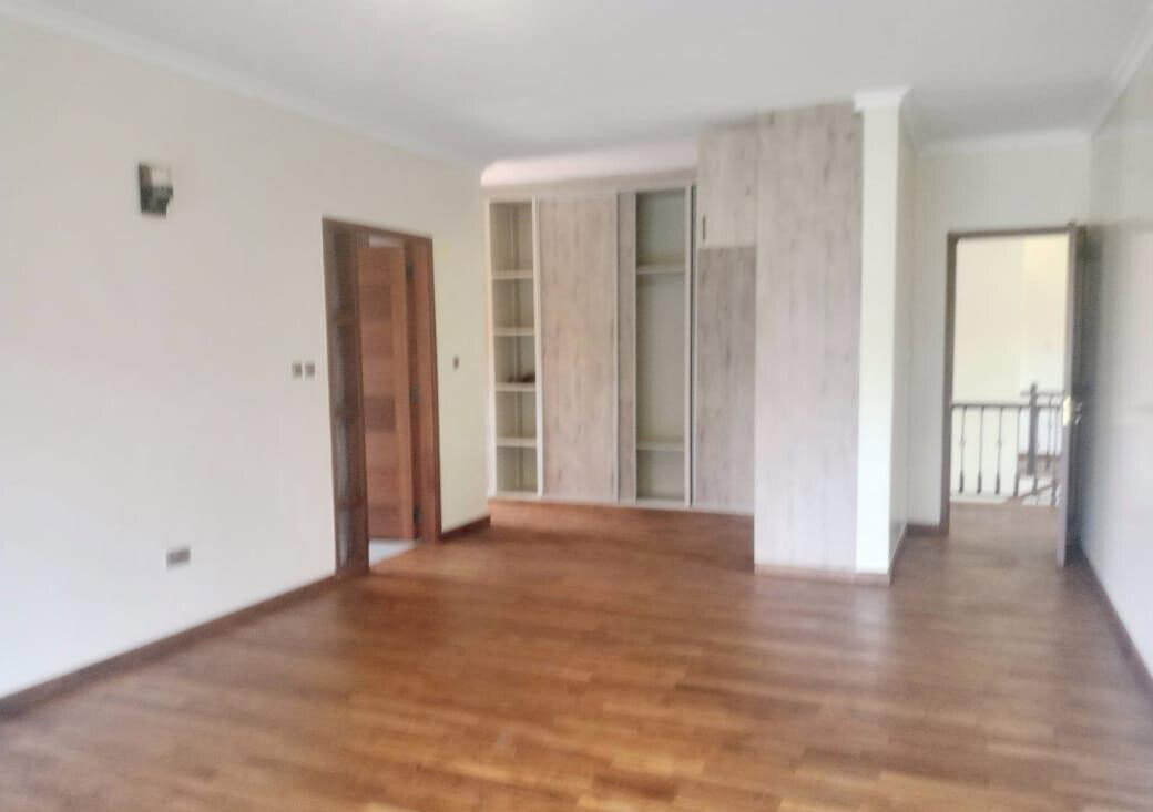 0.15 Acre 5BR Haven at KSh 450K