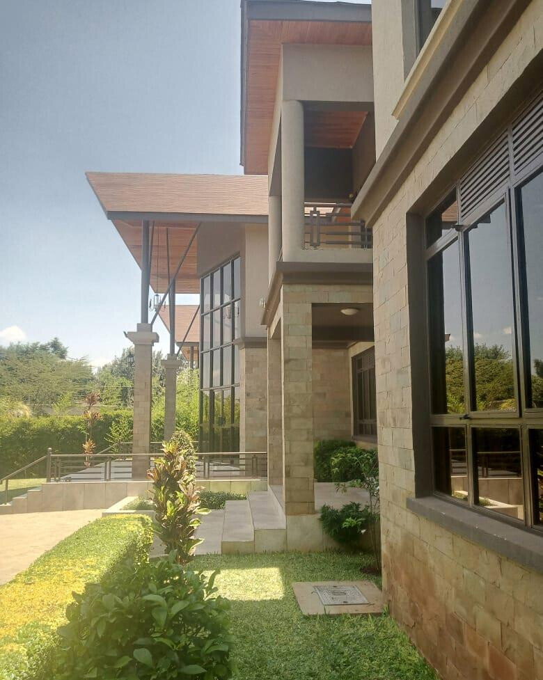 0.15 Acre 5BR Haven at KSh 450K