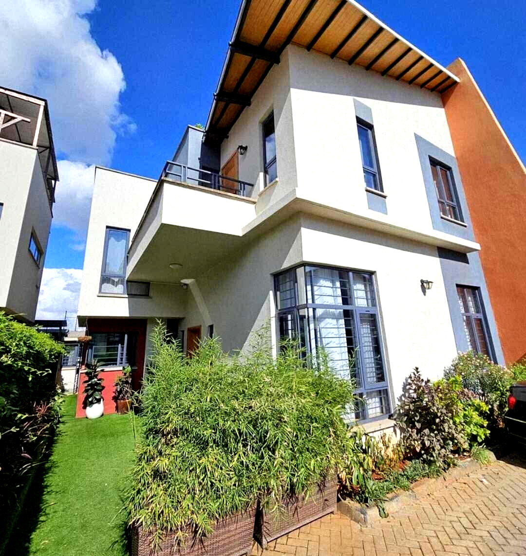 4-Level Townhouse with Terrace & Clubhouse – Langata