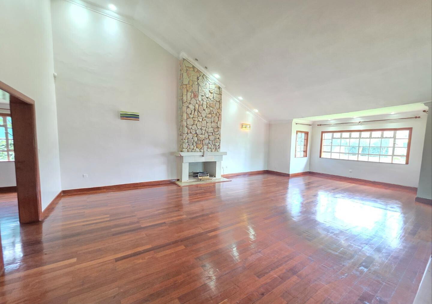 KSh 450K 5BR Garden Oasis