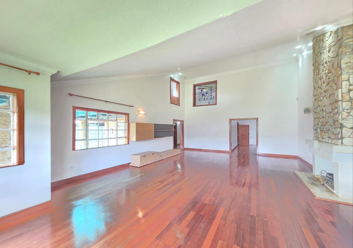 KSh 450K 5BR Garden Oasis
