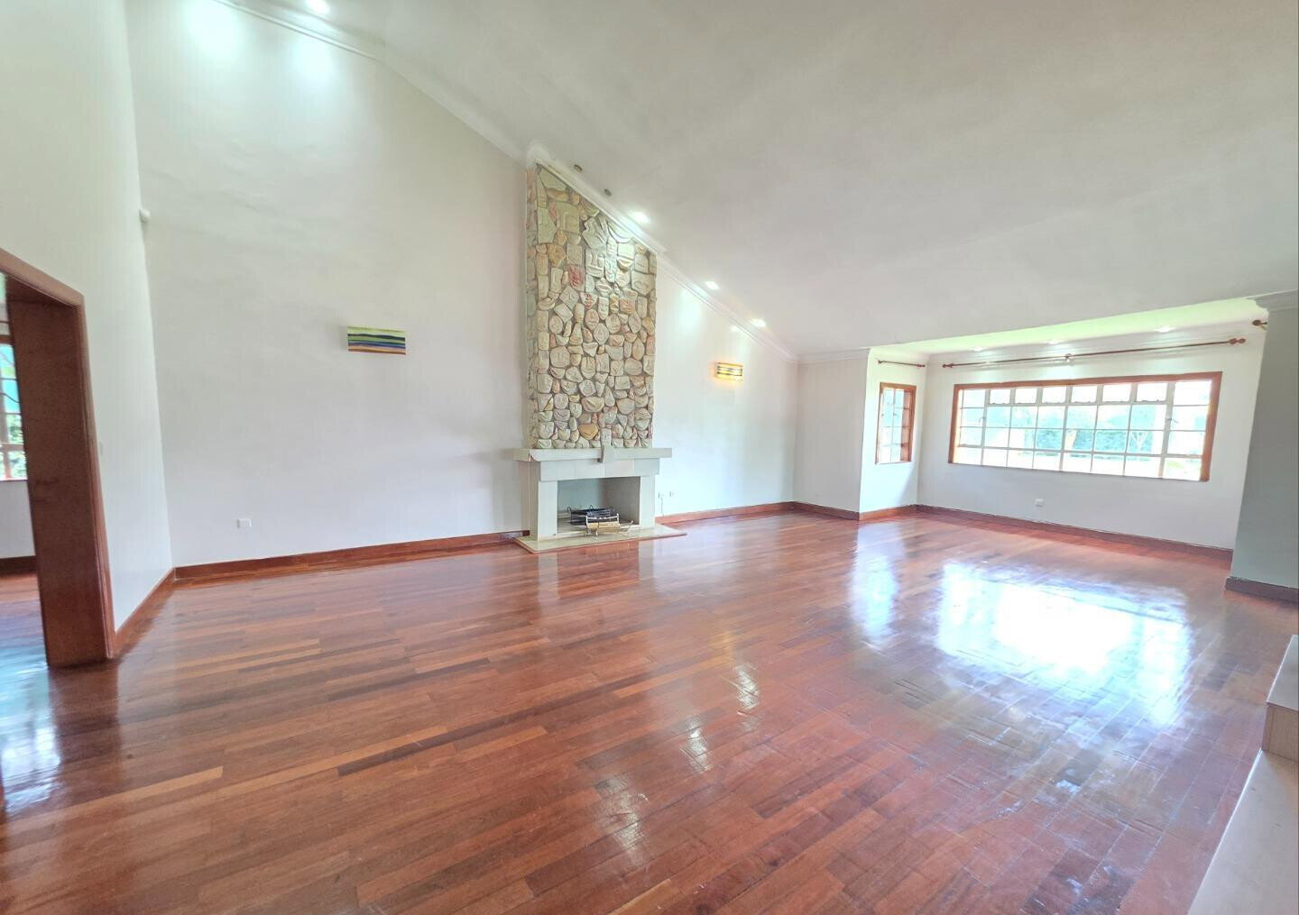 KSh 450K 5BR Garden Oasis