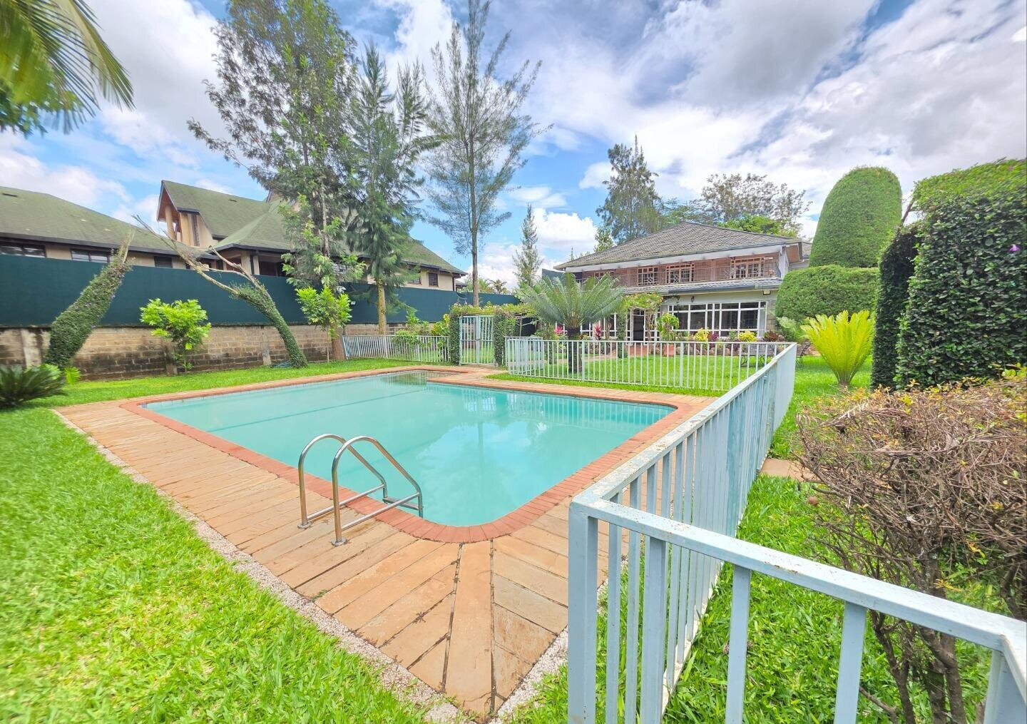 KSh 450K 5BR Garden Oasis