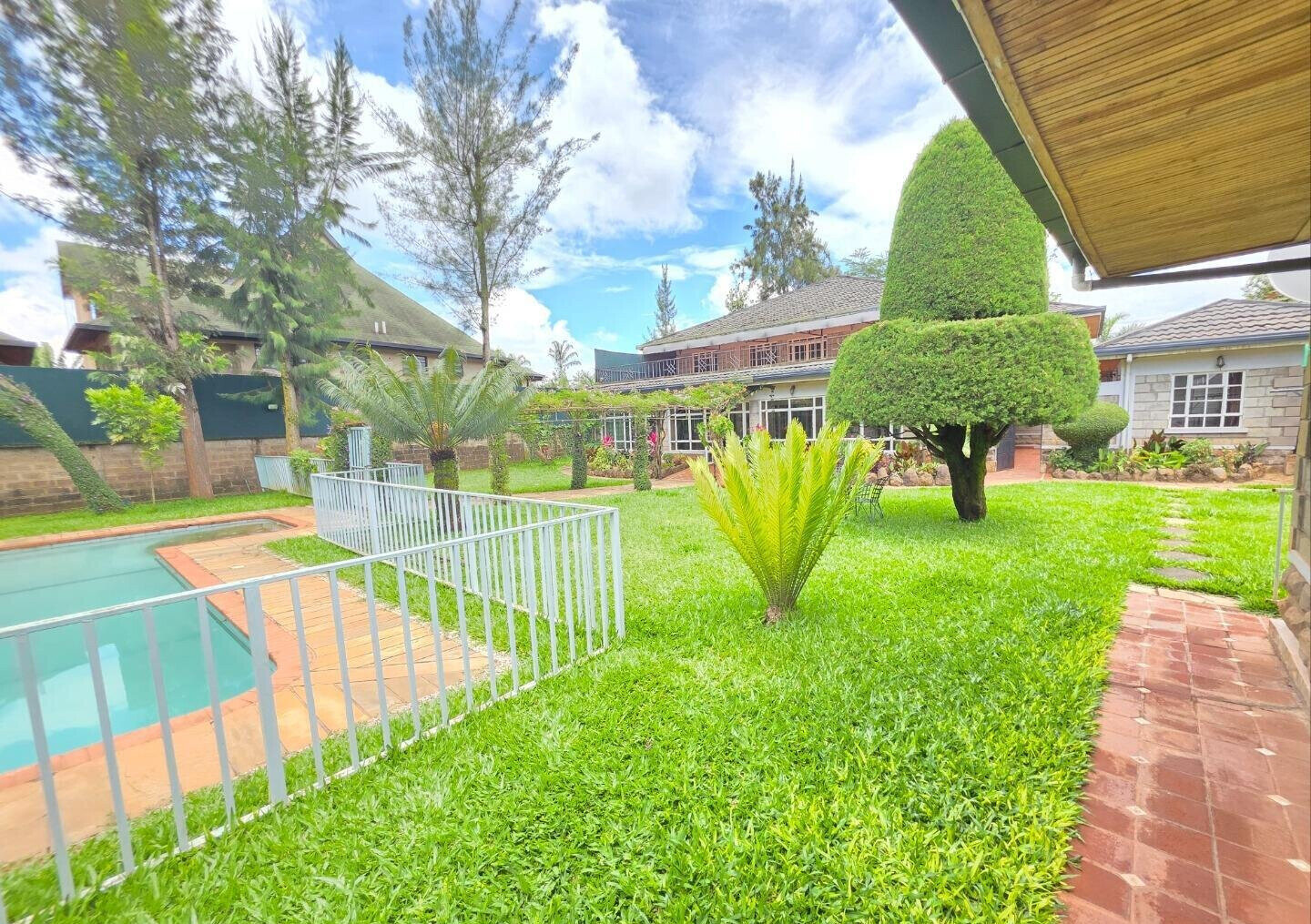 KSh 450K 5BR Garden Oasis