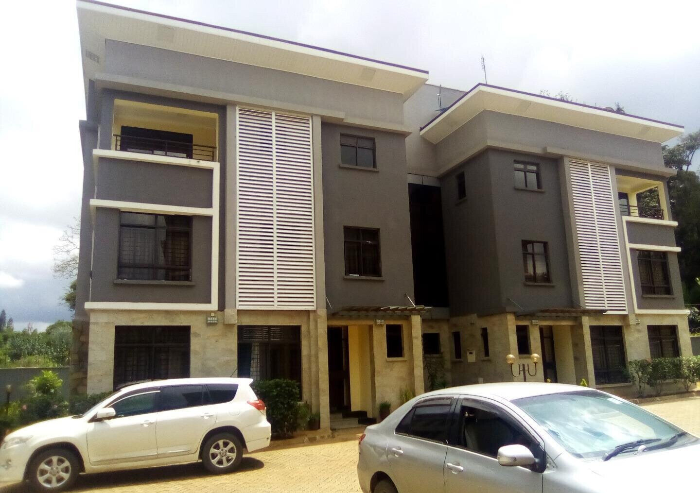 8-Unit Enclave: 5-Ensuite Townhouse with Study & Pantry - Lavington