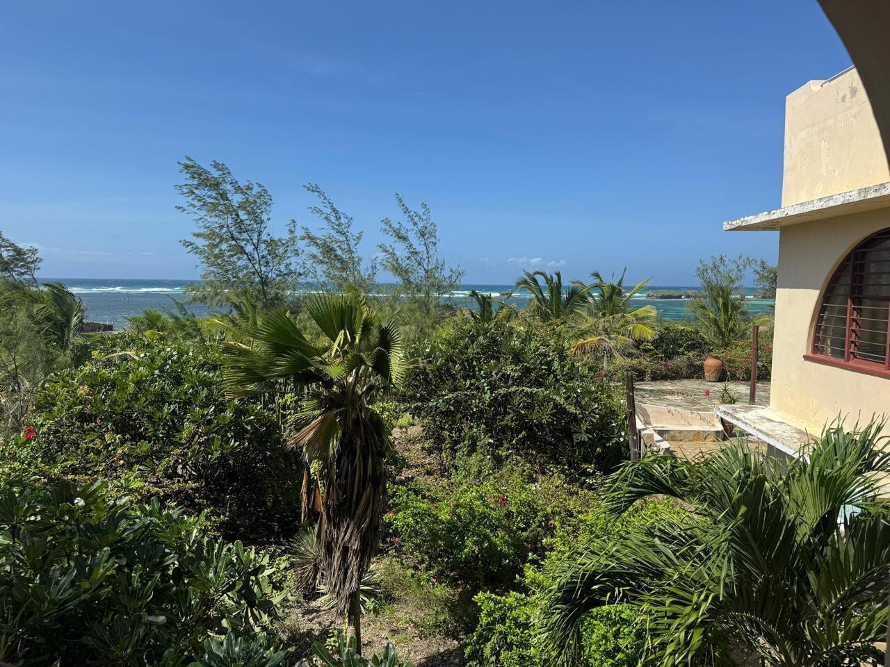 4BR Beachfront Villa on 4 Acres with Title Deed