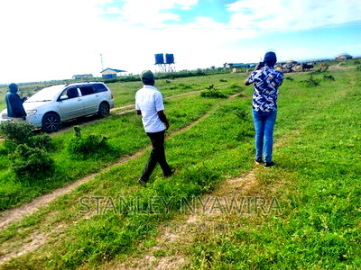 Selling 2acreas Endana - Image 1