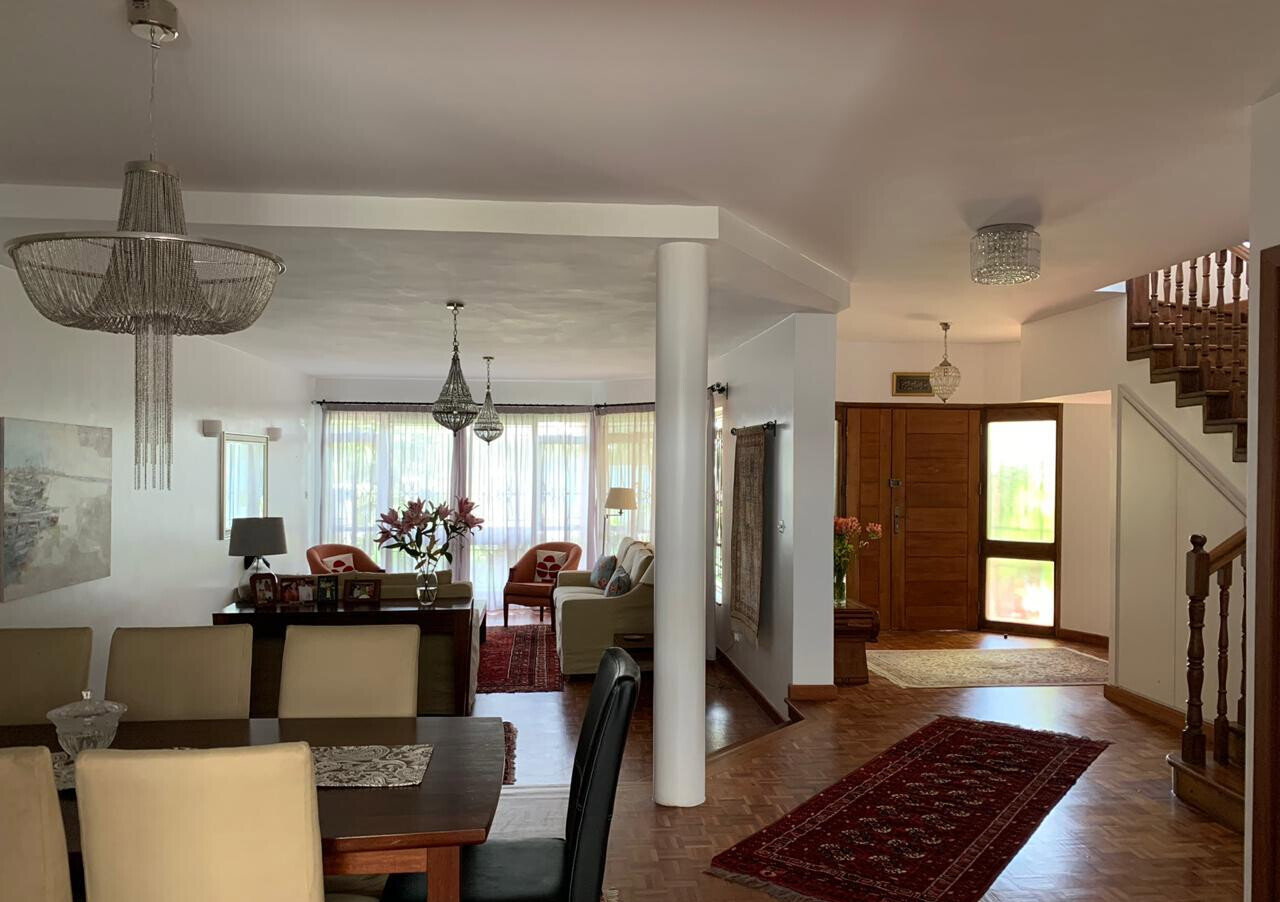 5BR Townhouse with Integrated Appliances & Solar - Kilimani