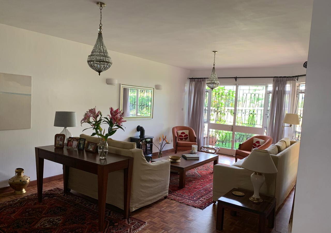 5BR Townhouse with Integrated Appliances & Solar - Kilimani