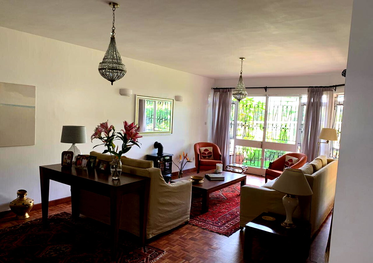 5BR Townhouse with Integrated Appliances & Solar - Kilimani