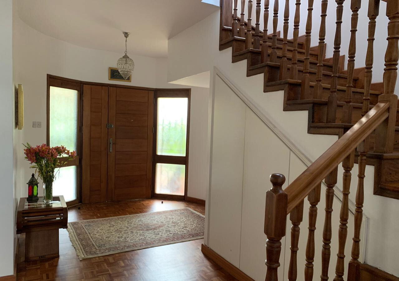 5BR Townhouse with Integrated Appliances & Solar - Kilimani