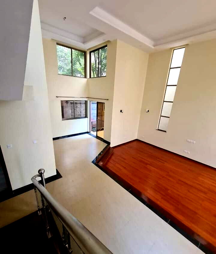 Newly Built 5-Ensuite Townhouse with Backyard Garden - Lavington