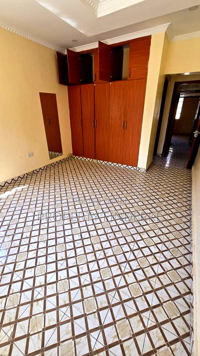 4bdrm Bungalow in Kitengela for rent - Image 8