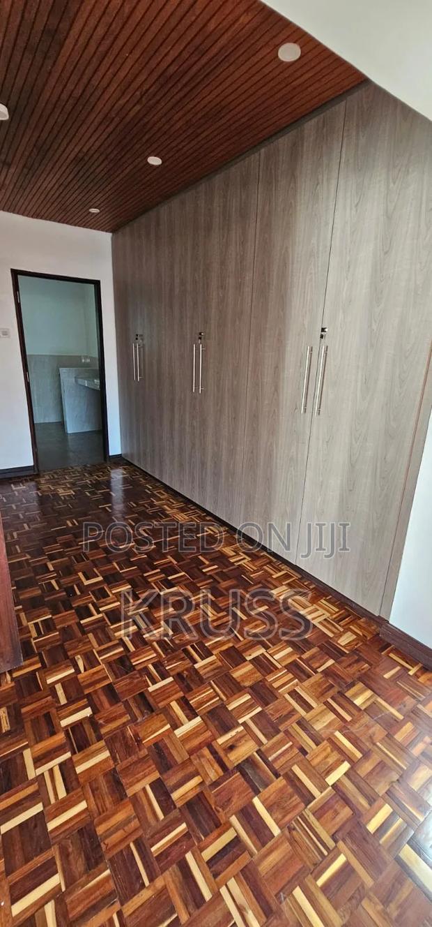 4bdrm Townhouse / Terrace in Nyali Mkomani for rent