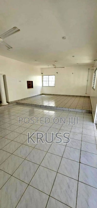 4bdrm Townhouse / Terrace in Nyali Mkomani for rent - Image 5