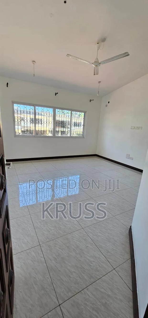 4bdrm Townhouse / Terrace in Nyali Mkomani for rent