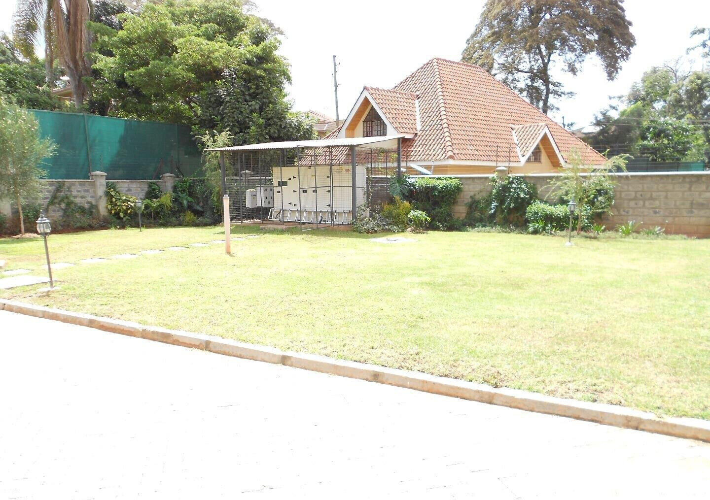 5-Ensuite Townhouse with Dual Fireplaces & Shared Garden - Lavington