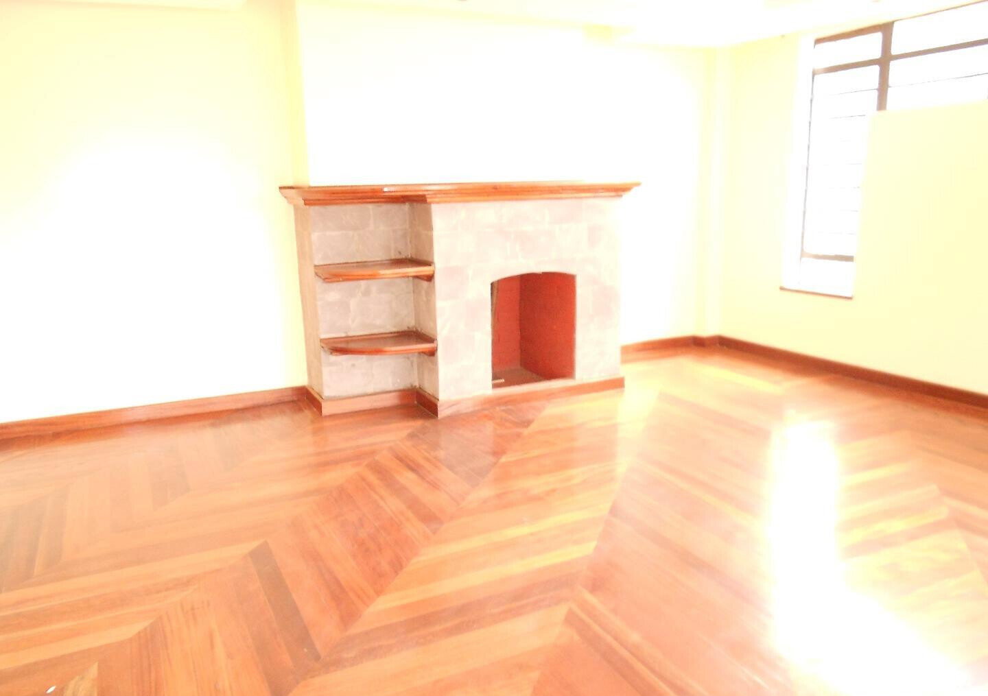 5-Ensuite Townhouse with Dual Fireplaces & Shared Garden - Lavington