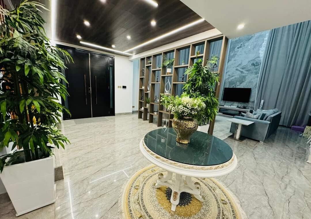 6-Ensuite Villa with Panic Room & Gym - Lavington