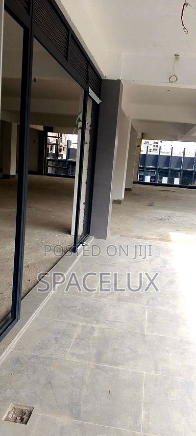 Nice Shops Space - Image 4